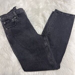 Abercrombie & Fitch High Rise Mom Jeans